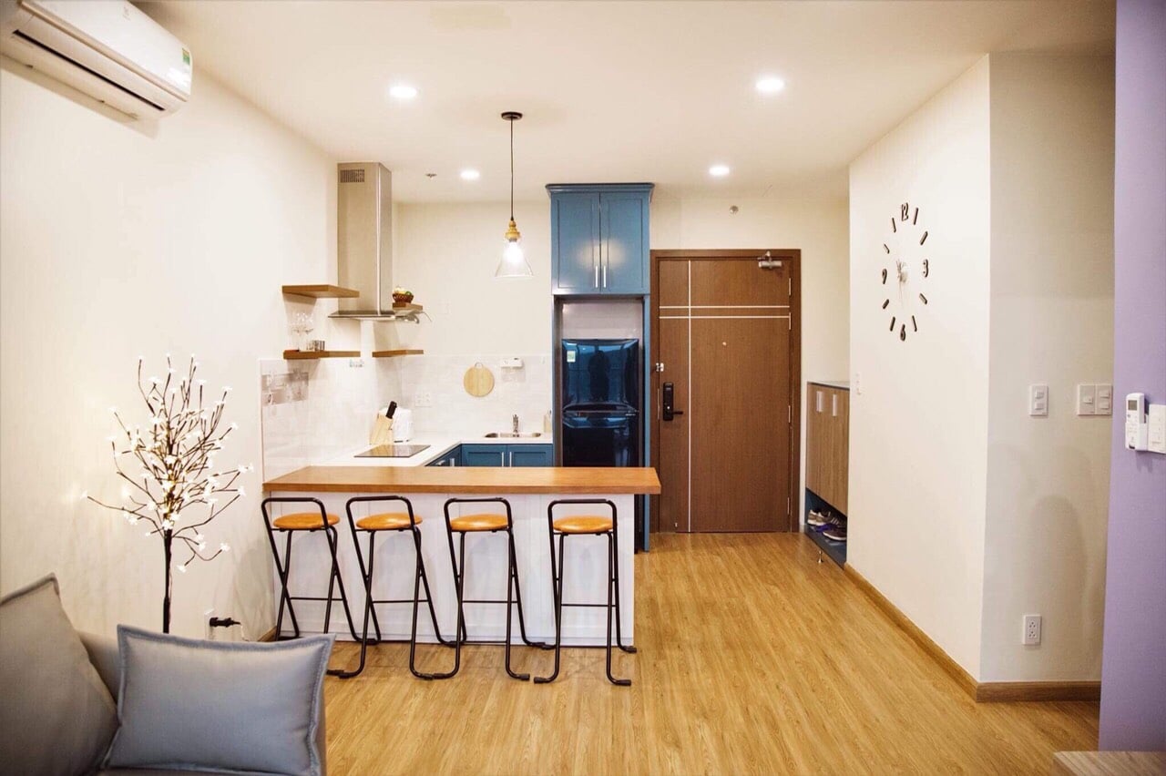 Phòng bếp căn hộ homestay Sapphire Hạ Long
